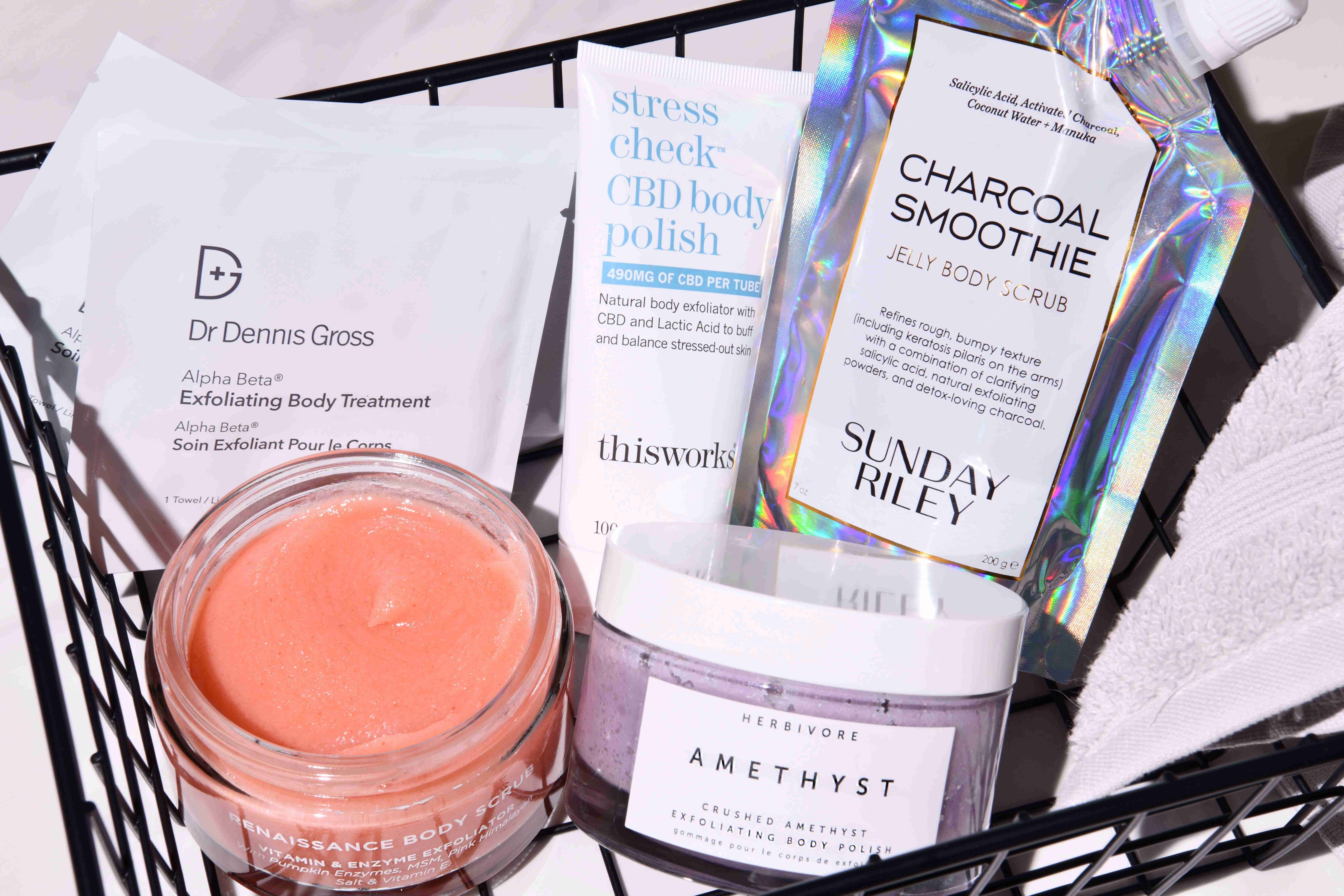 Five Effective Yet Pampering Body Exfoliators Five Effective Yet Pampering Body Exfoliators